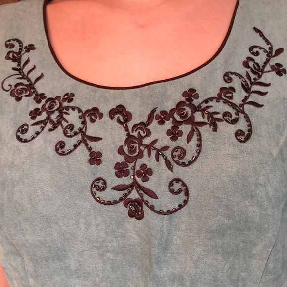 Coldwater Creek faux suede beaded top - Picture 2 of 8